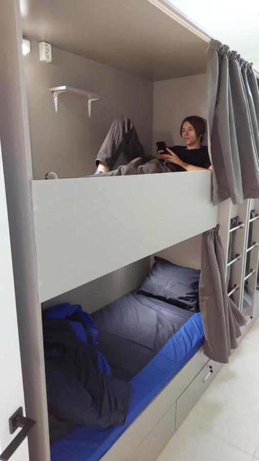 Check Inn Hostel Алматы Экстерьер фото