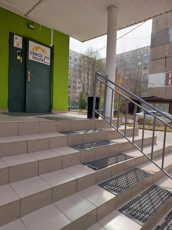 Check Inn Hostel Алматы Экстерьер фото