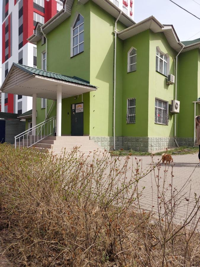 Check Inn Hostel Алматы Экстерьер фото