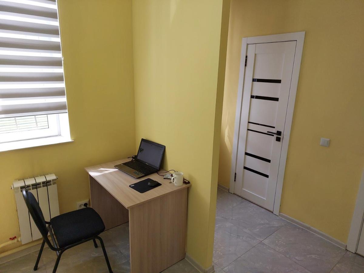 Check Inn Hostel Алматы Экстерьер фото